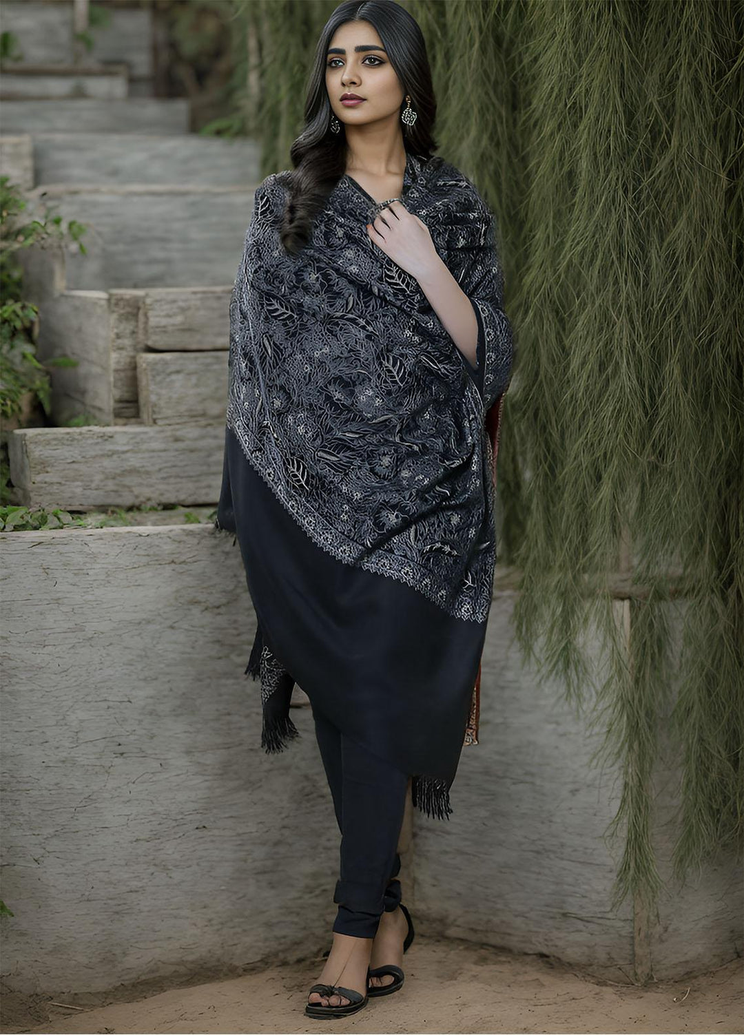 Sanaulla Exclusive Range  Pashmina  KPS 781 D-56 Black - Women Shawls