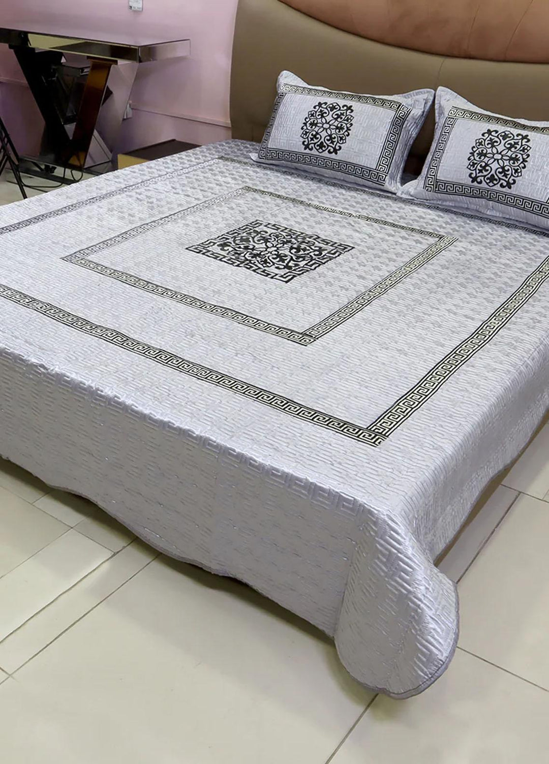 Plush Mink Bed Sets Kyaara Bed Set- Silver - Plush Mink Blankets & Bed Sets