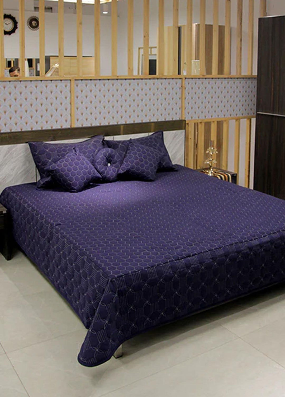 Plush Mink Bed Sets Valancia Gold Bedding Sets Quilted- Navy Blue - Plush Mink Blankets & Bed Sets