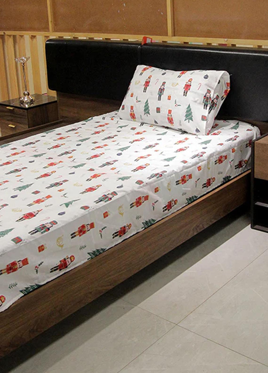 Plush Mink Pluto Bedsheets For Kids- white - Plush Mink Blankets & Bed Sets