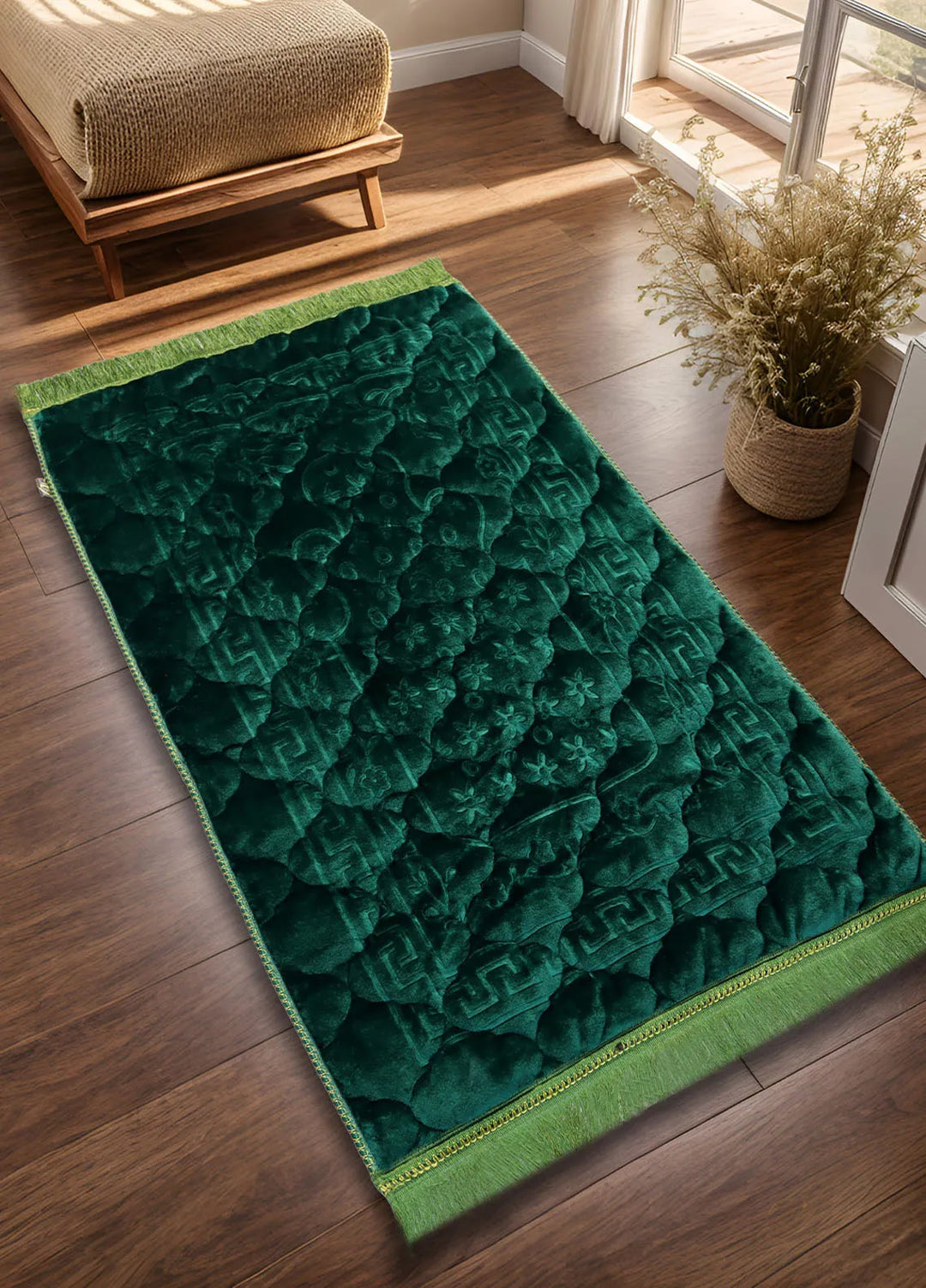 Plush Mink Mughal Janamaz Prayer Mat- Emerald