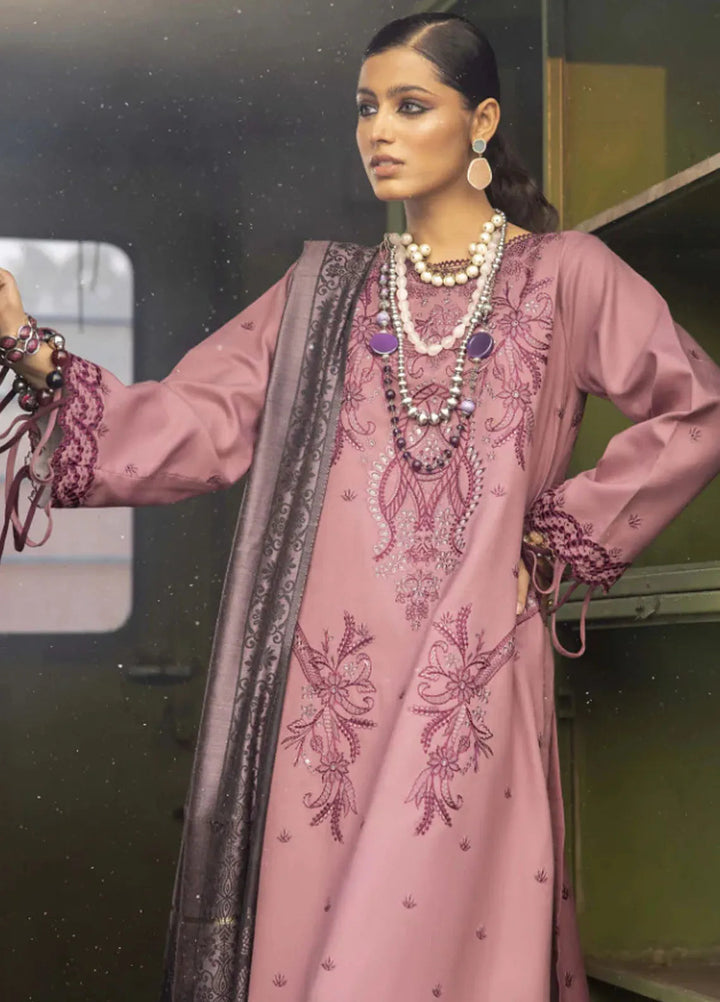 Rahgeer by Humdum Embroidered Wool Suit Unstitched 3 Piece D-06 - Winter Collection