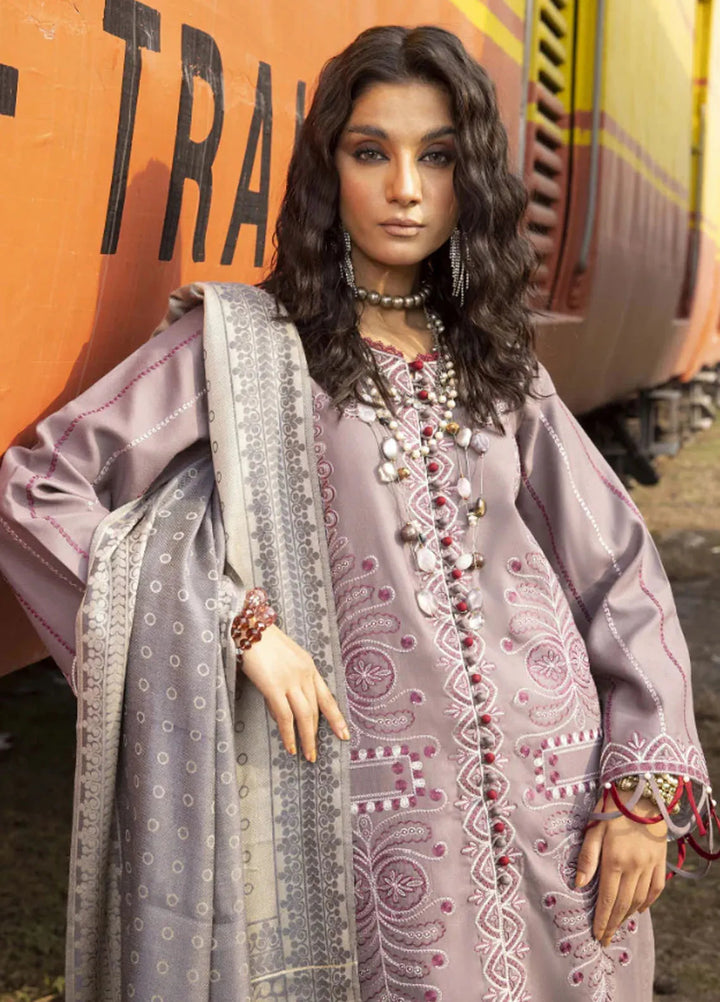 Rahgeer by Humdum Embroidered Wool Suit Unstitched 3 Piece D-10 - Winter Collection
