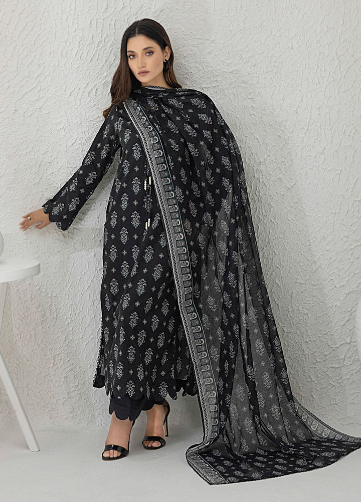 Regalia Textiles Printed Lawn Suits Unstitched 3 Piece RGT25BW D-06 - Summer Collection