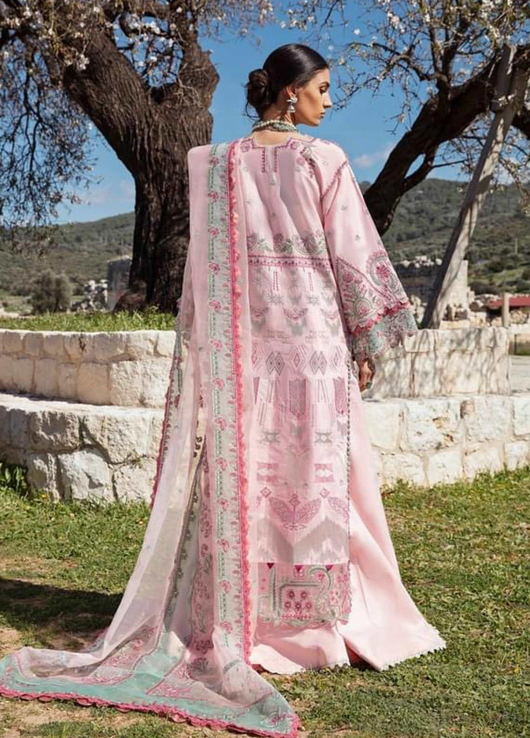 Selene By Republic WomensWear Embroidered Lawn Suits Unstitched 3 Piece RW21S Mahra B - Luxury Collection