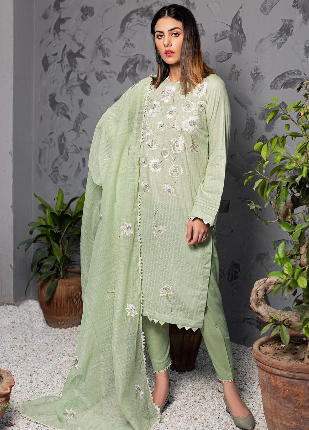 Resham Ghar Casual Pret Embroidered Lawn 2 Piece Suit BRI2PC-06