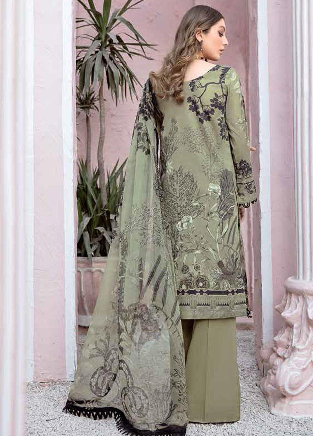Riwayat by Ramsha Embroidered Lawn Suits Unstitched 3 Piece RSH21R 110 - Luxury Collection