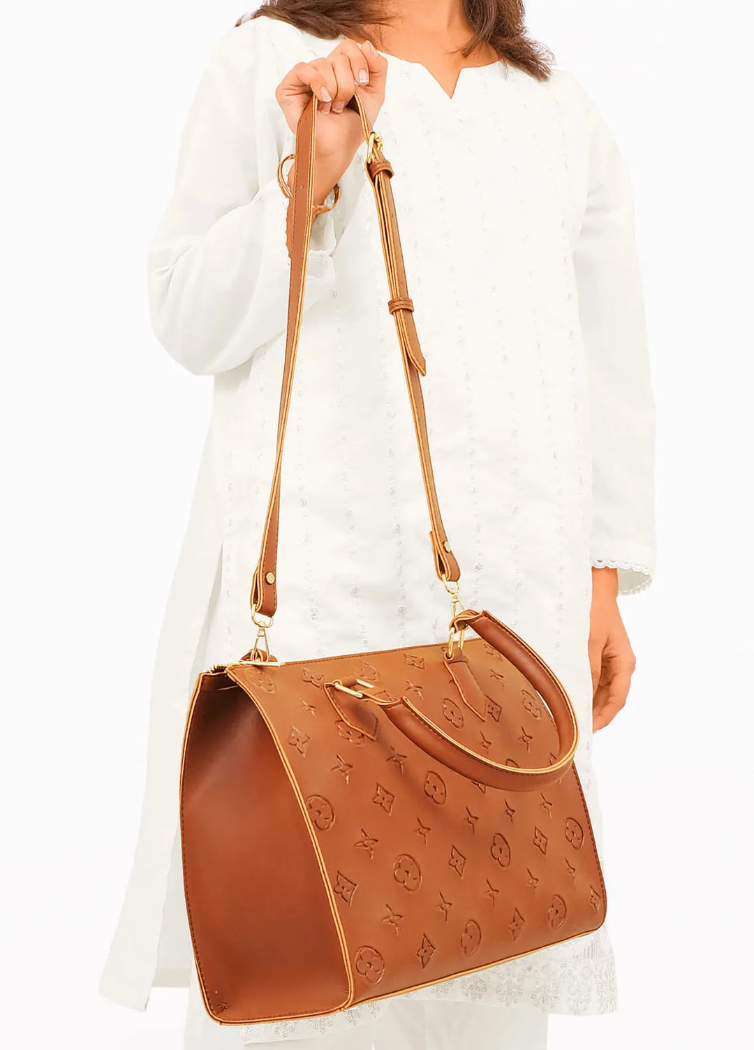 RTW Creation On The Go Handbag OGE-01