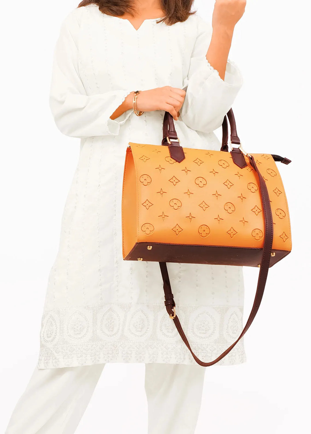 RTW Creation On The Go Handbag OGE-09