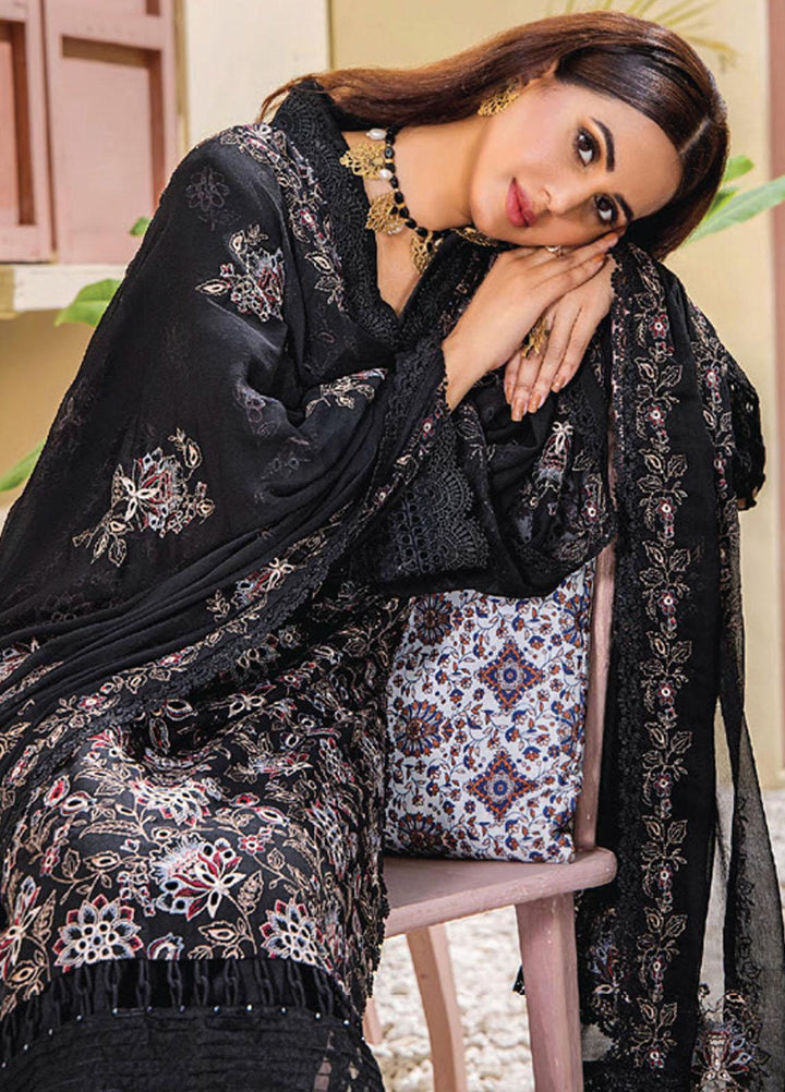 Rumli By Humdum Embroidered Karandi Suits Unstitched 3 Piece HD23RM D-09 - Formal Collection