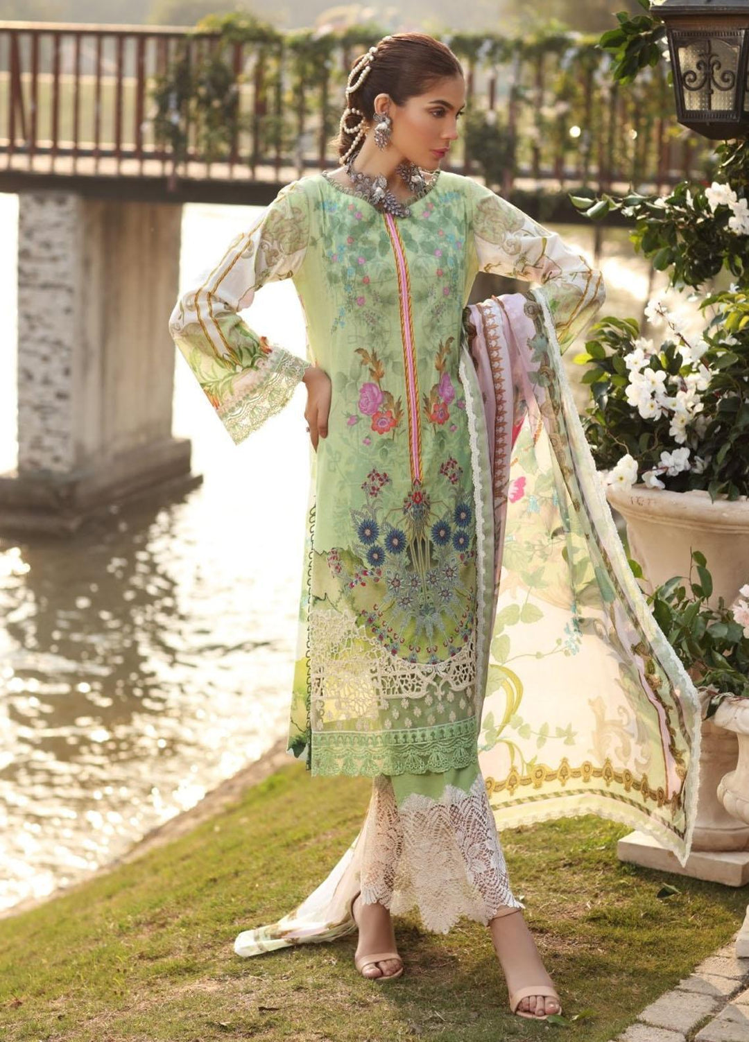 Sable Vogue By Ittehad Textiles Embroidered Lawn Suits Unstitched 3 Piece ITD21SV 09-SPRING FIELDS - Luxury Collection