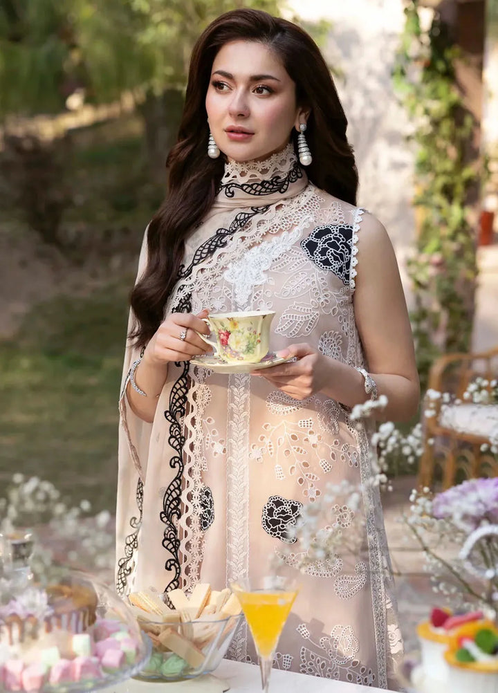 Sable Vogue Embroidered Organza Suit Unstitched 4 Piece SV25LF SL-01-25 - Luxury Collection