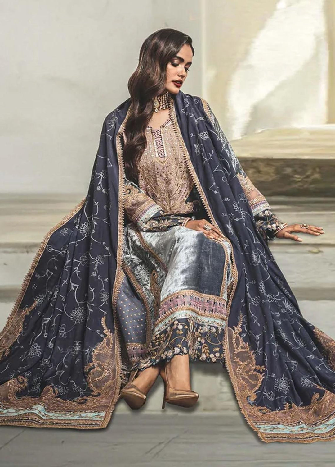 Sable Vogue Embroidered Velvet Suits Unstitched 3 Piece SV23FU FC-05-23 - Festive Collection