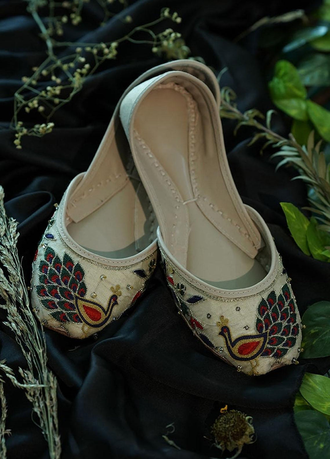 Saheliyan Formal Style Khussa KUMAARI KIKLI00KM1130