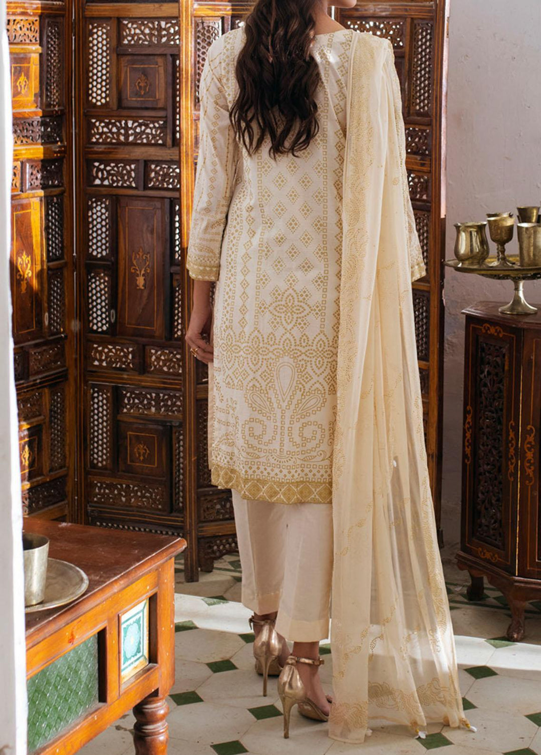 Oznur Mukesh By Salitex Embroidered Lawn Suits Unstitched 3 Piece ST22OM WK-00971UT - Summer Collection