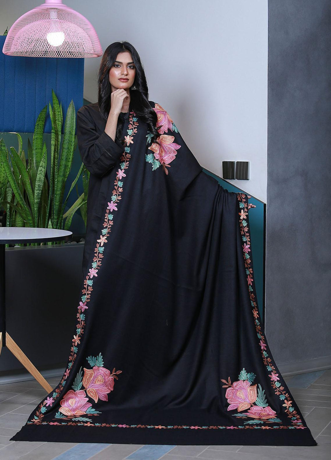 Sanaulla Exclusive Range  Pashmina  Mama D-41 Black 01 - Women Shawls