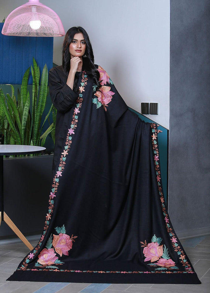 Sanaulla Exclusive Range  Pashmina  Mama D-41 Black 01 - Women Shawls