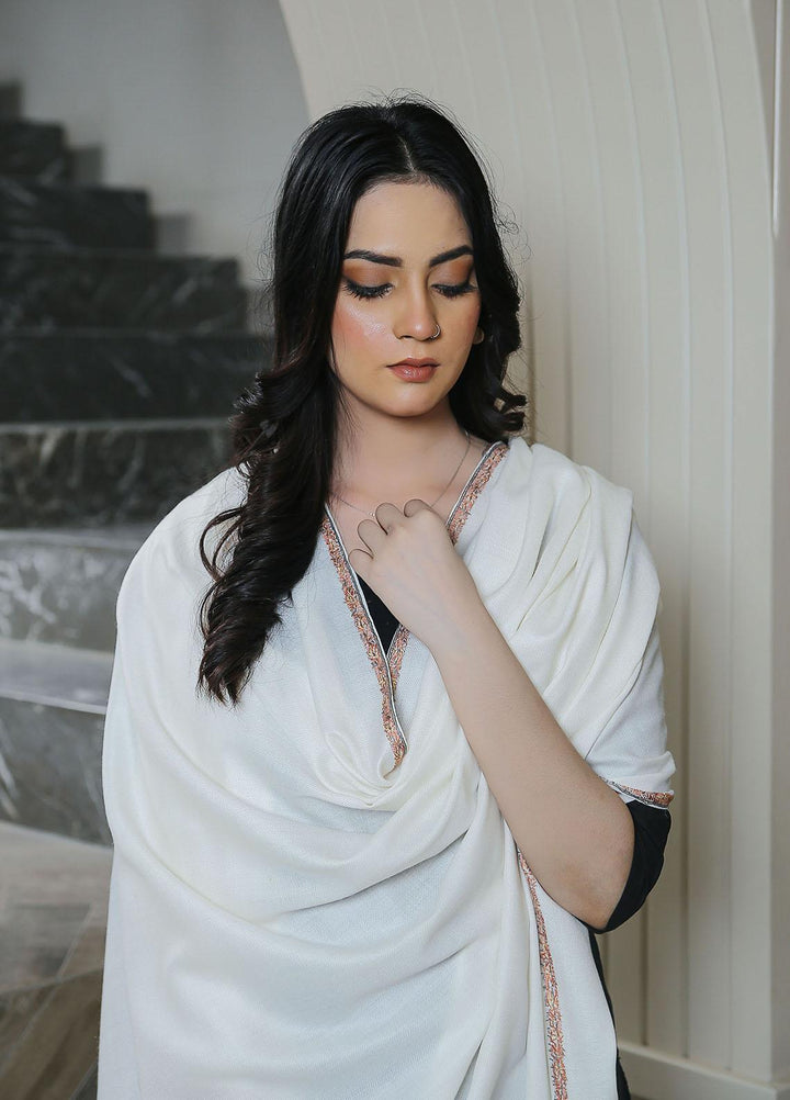 Sanaulla Exclusive Range  Pashmina  KPS 781 D-15 Off white 2 - Women Shawls