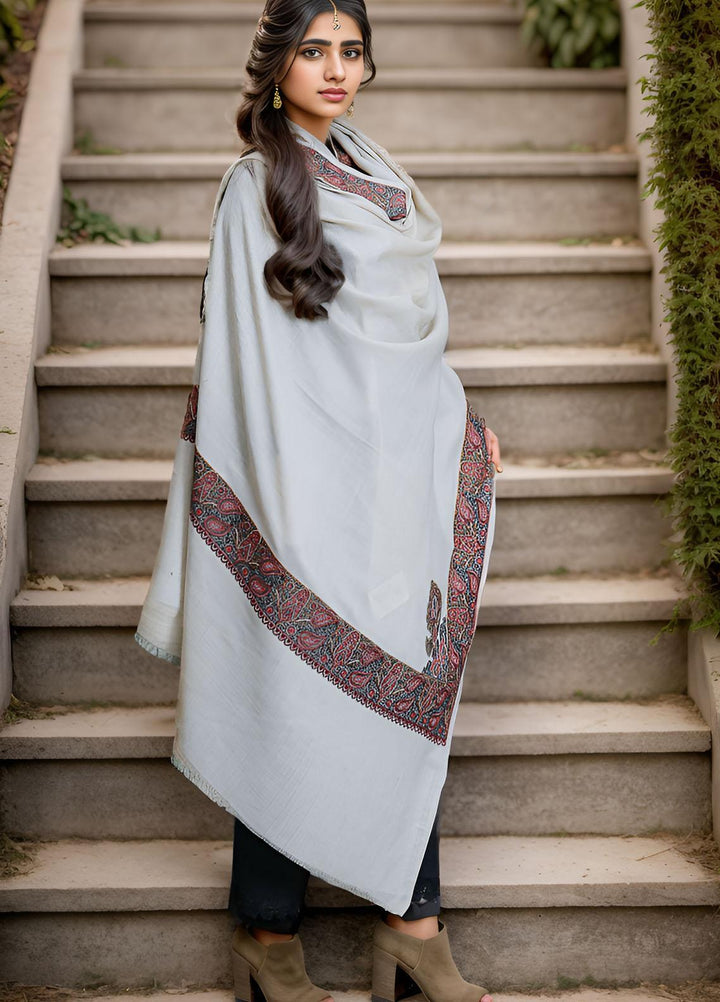 Sanaulla Exclusive Range  Pashmina  Mama D-18 Fawn - Women Shawls