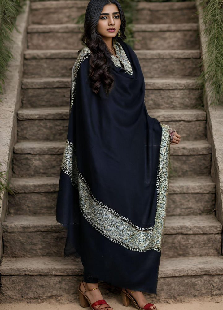 Sanaulla Exclusive Range  Pashmina  Mama D-19 Black - Women Shawls