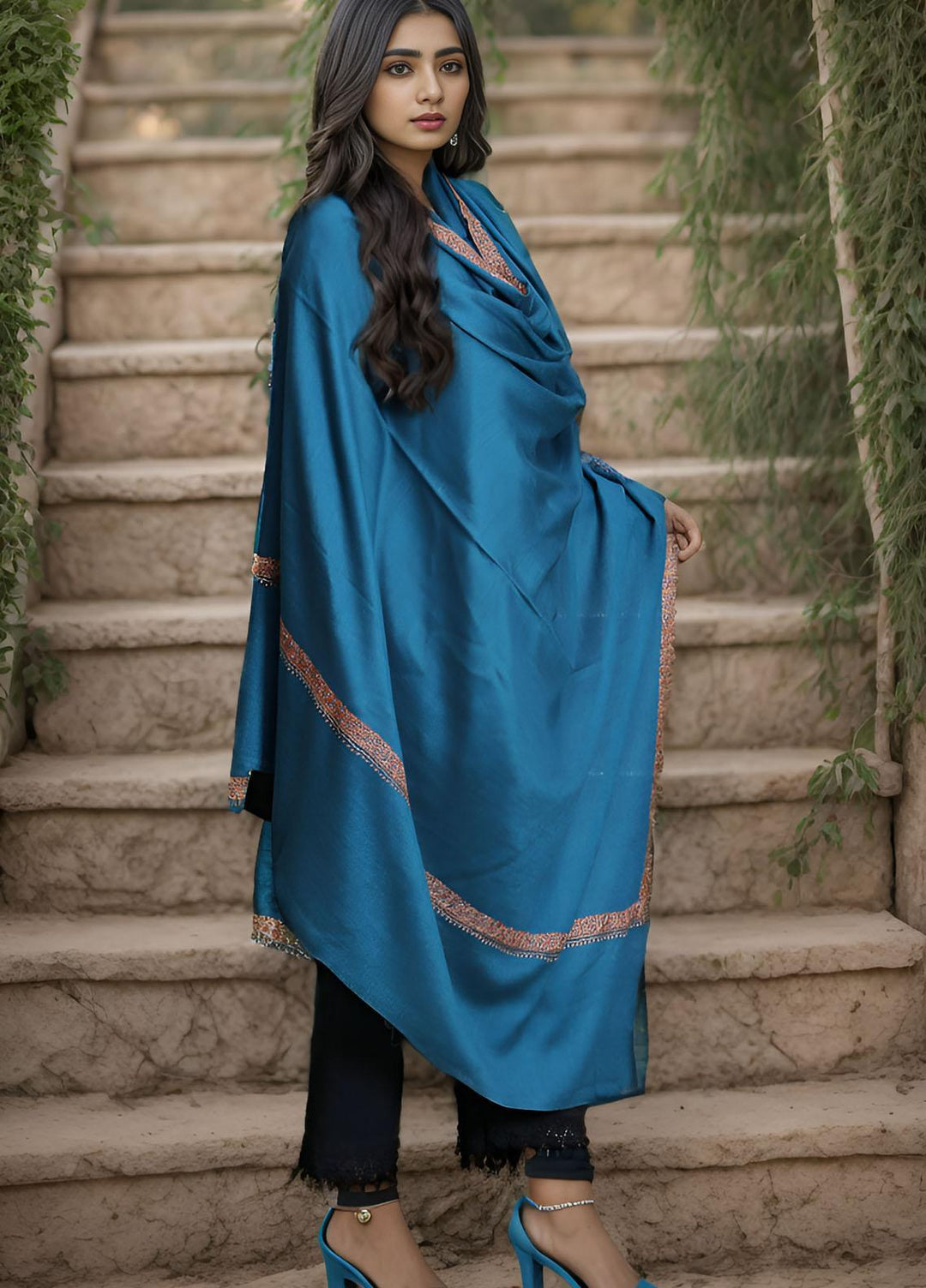 Sanaulla Exclusive Range  Pashmina  Mama D-22 Green - Women Shawls