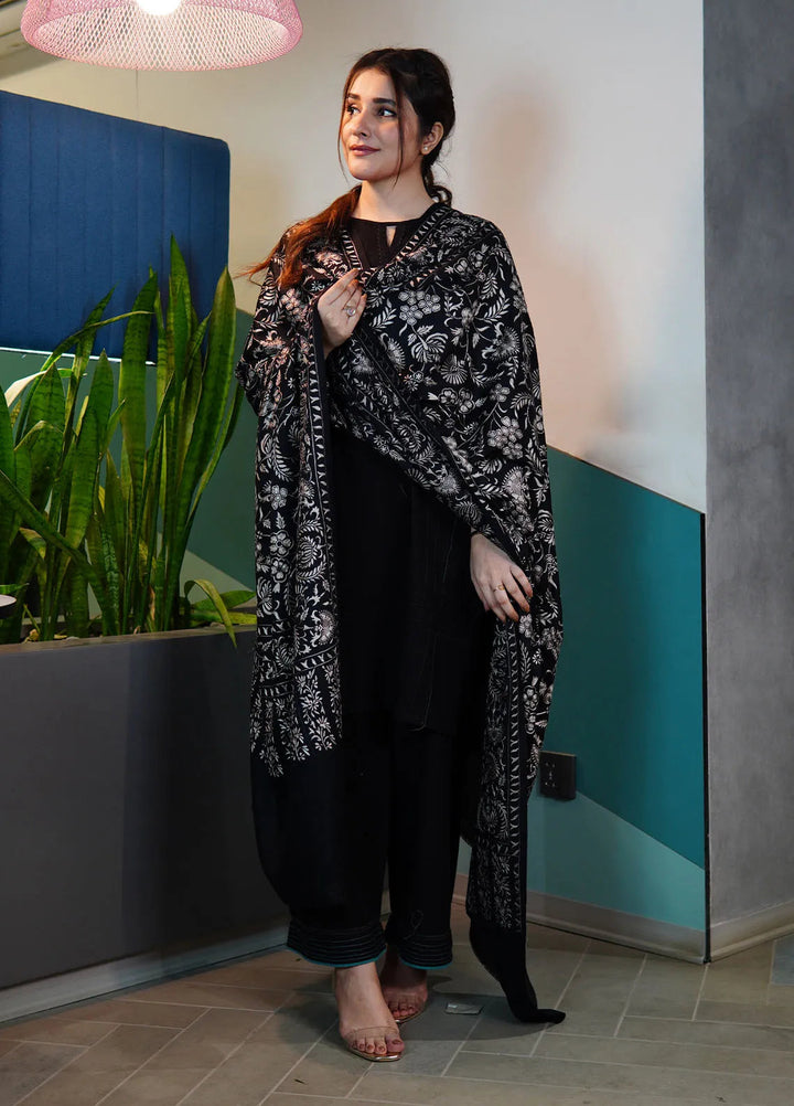 Sanaulla Exclusive Range Pashmina Shawl KPS D-104 Black - Winter Collection