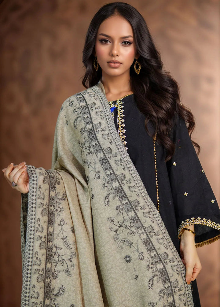Sanaulla Exclusive Range Pashmina Shawl MAMA D-24 Light Grey - Winter Collection