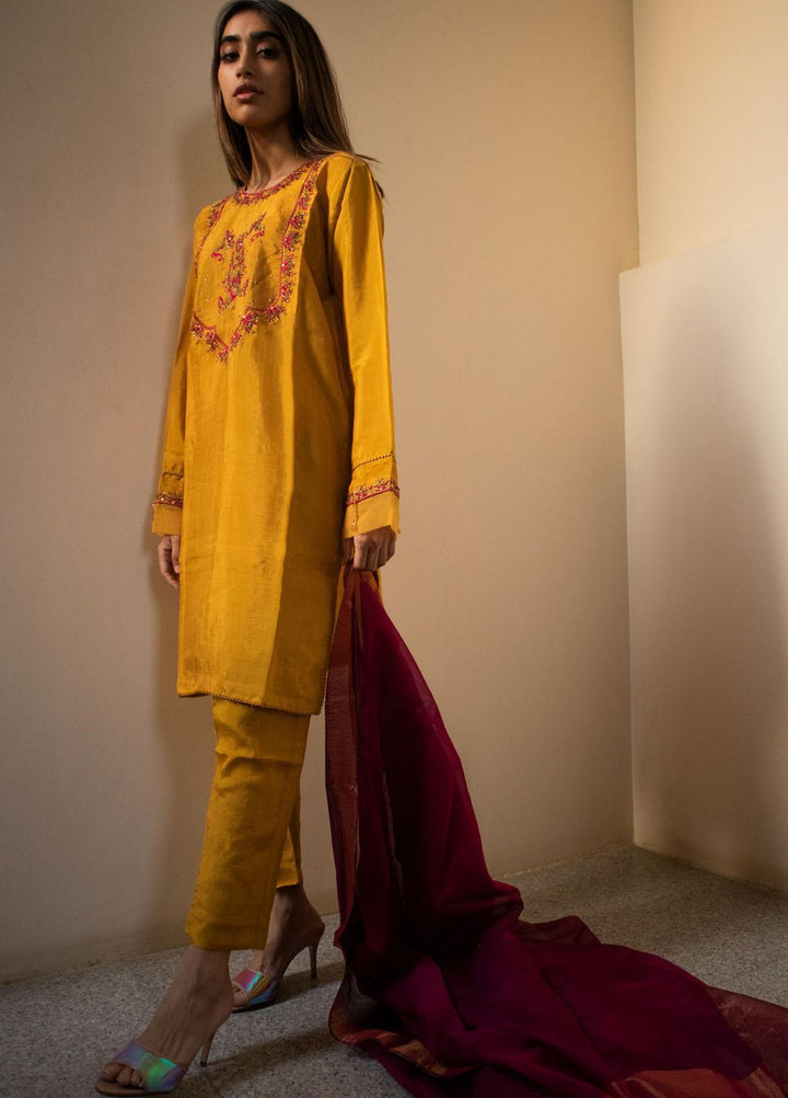 Sania Khan Pret  Raw Silk 3 Piece Elegancia