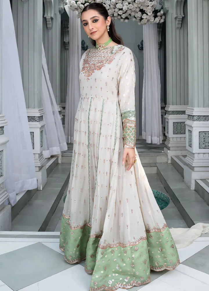 Sara Jahan Pret Embroidered Chiffon 3 Piece Suit Roshani
