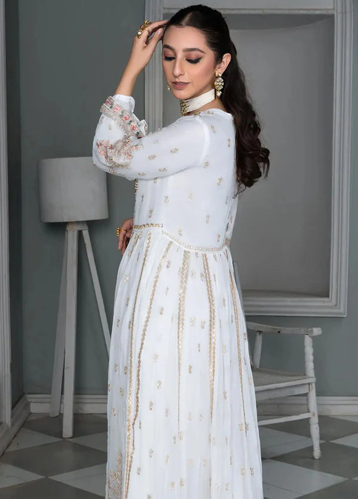 Sara Jahan Pret Embroidered Chiffon 3 Piece Suit White Gold