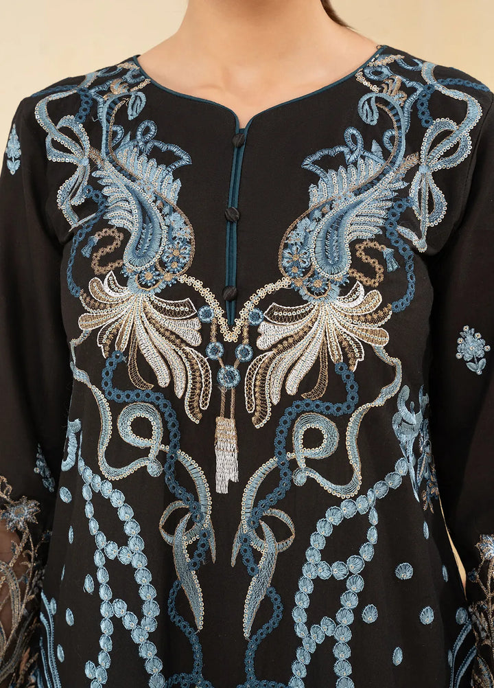 Sara Jahan Pret Embroidered Cotton 3 Piece Suit Rangrez