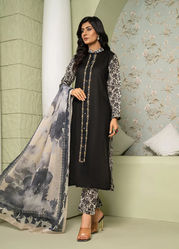 Sara Jahan Pret Embroidered Lawn 3 Piece Suit Naaz