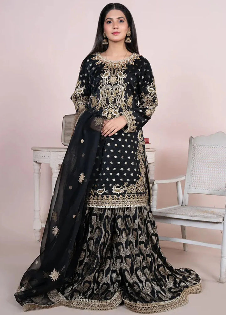 Sara Jahan Pret Embroidered Organza 3 Piece Suit Black Crown