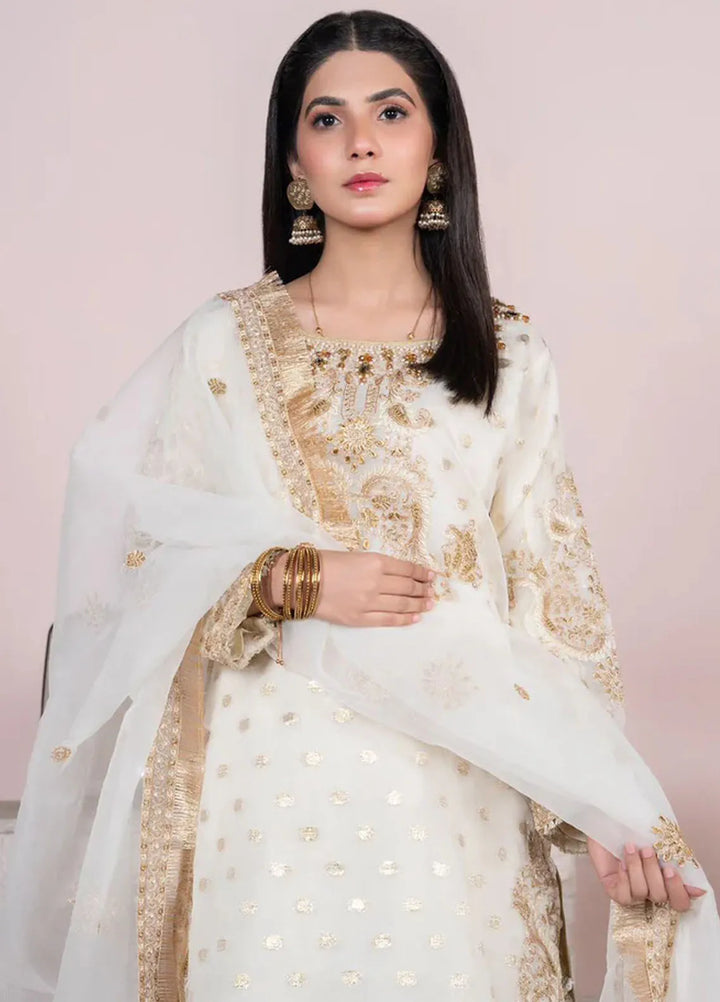 Sara Jahan Pret Embroidered Organza 3 Piece Suit White Crown