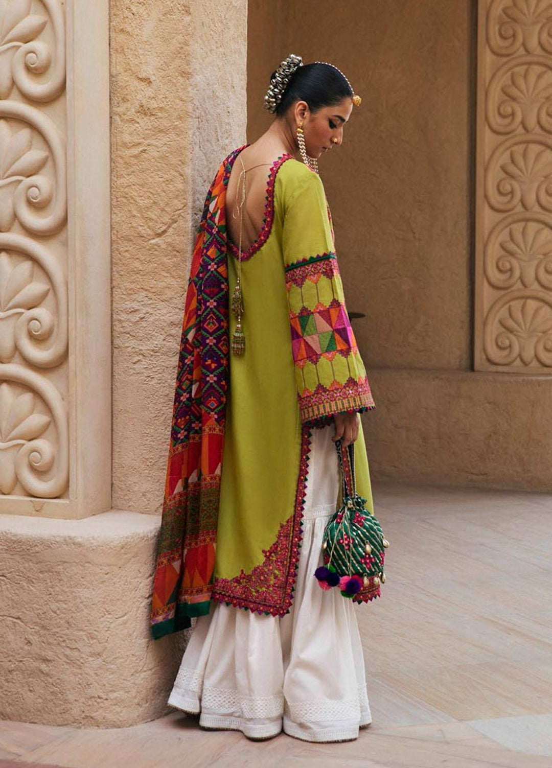 Sarab By Hussain Rehar Embroidered Lawn Suits Unstitched 3 Piece HRR22S D-195 Saha - Summer Collection