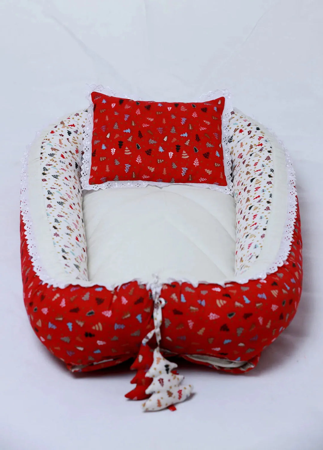 SEJ Snuggle Bed Festive Cupcake - New Born Snuggle Bed Collection