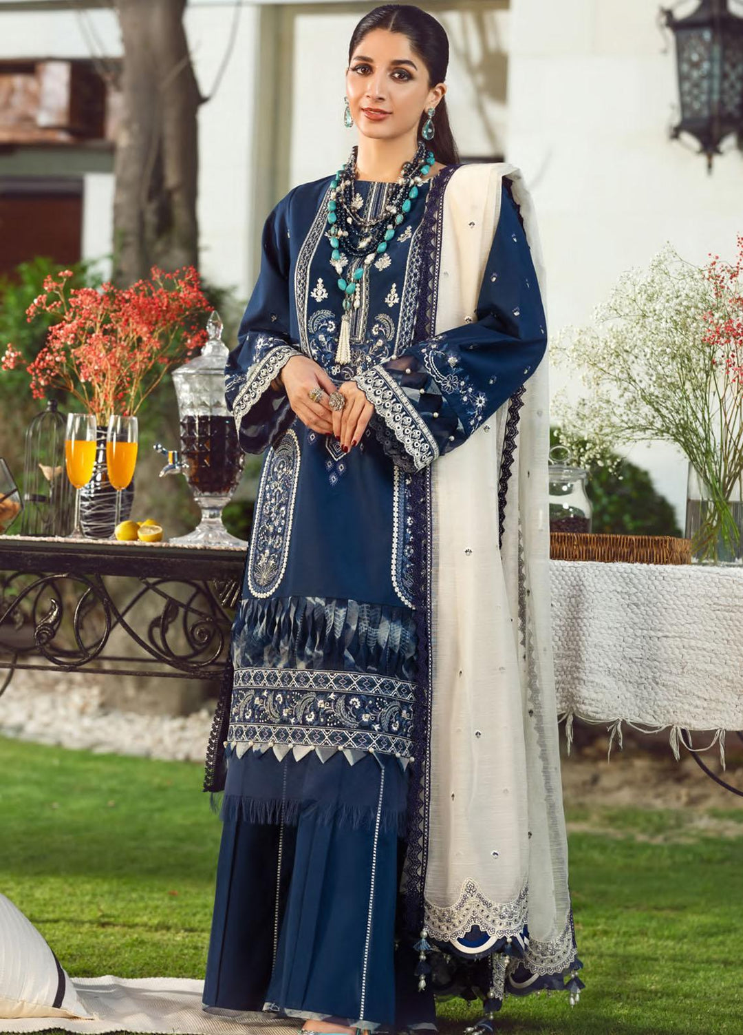 Seran Embroidered Lawn Suit Unstitched 3 Piece SRN22E 09 Royal Affair - Luxury Collection