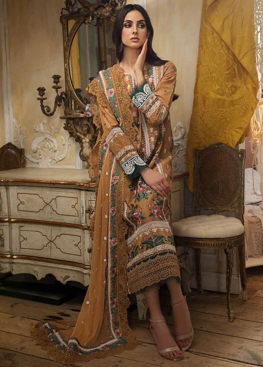 Sobia Nazir Embroidered Lawn Suits Unstitched 3 Piece SN23EL 3B - Luxury Collection