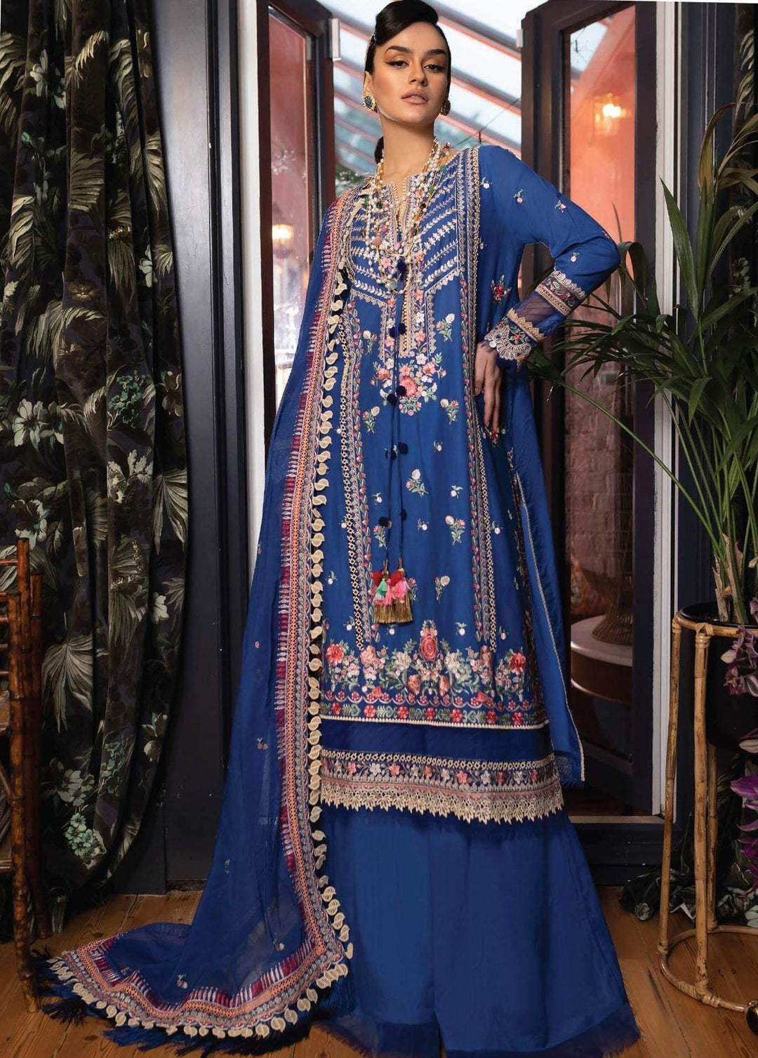 Vital Lawn By Sobia Nazir Embroidered Lawn Suits Unstitched 3 Piece SN23V 4B - Summer Collection