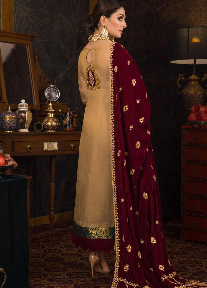 Zainab Chottani Pret Embroidered Velvet 3 Piece Suit ZC21FW 01 Jahan Ara