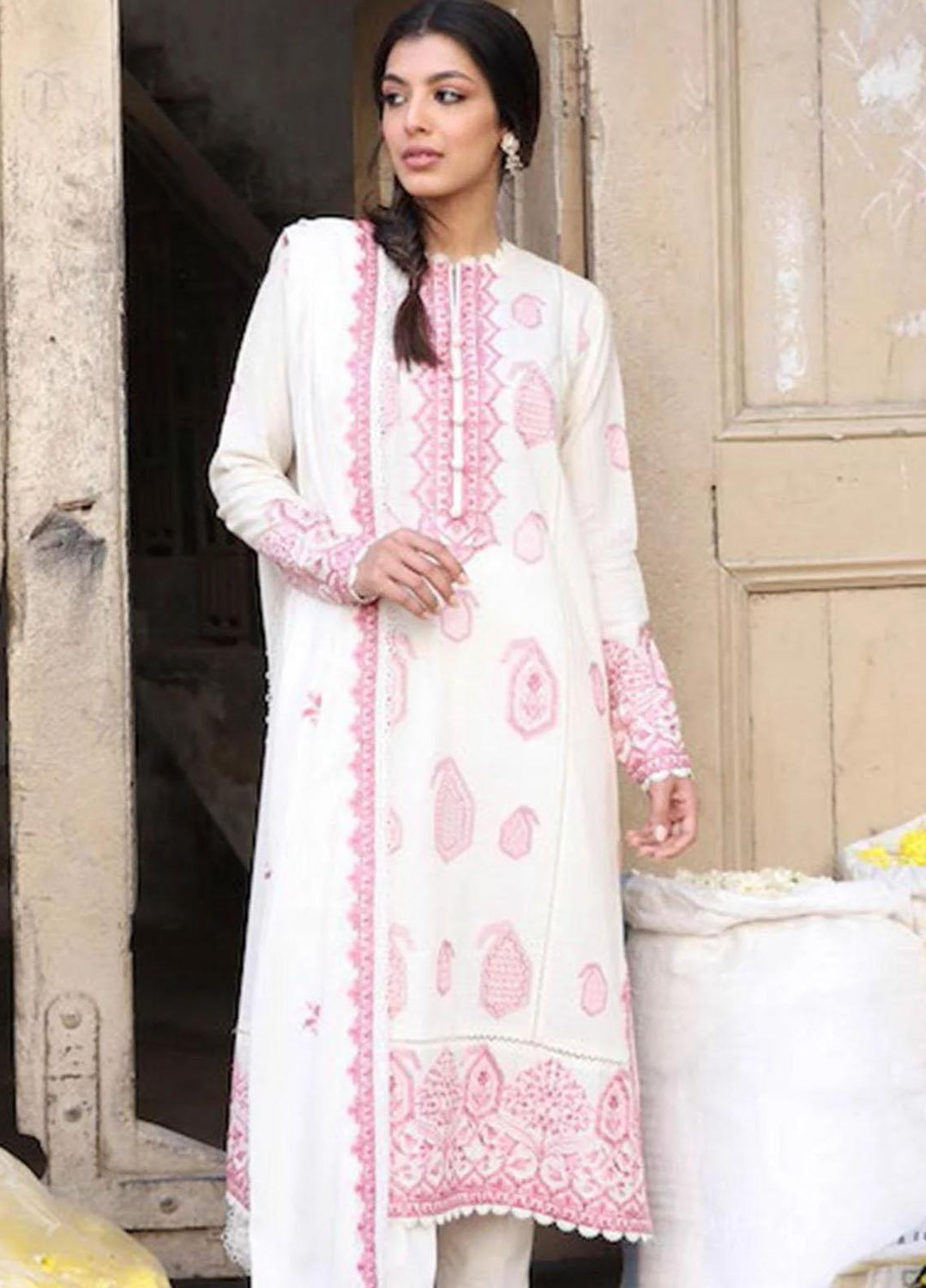 Zaha by Khadijah Shah Pret Embroidered Dobby 3 Piece Suit ZKS21L ZL21-15-A ROWSHAN