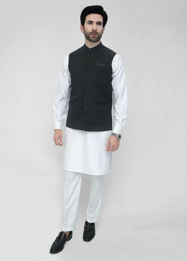 Stylish Garments Embroidered Mens Waistcoat - WO-2089