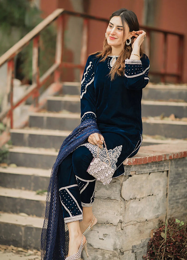 Tassawur Pret Embroidered Velvet 3 Piece Suit Dusk Carolina