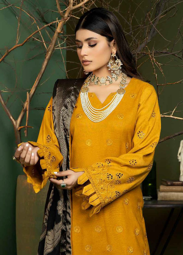 Tehzeeb by Riaz Arts Embroidered Leather Peach Suits Unstitched 3 Piece RA22TB TL-104 - Winter Collection