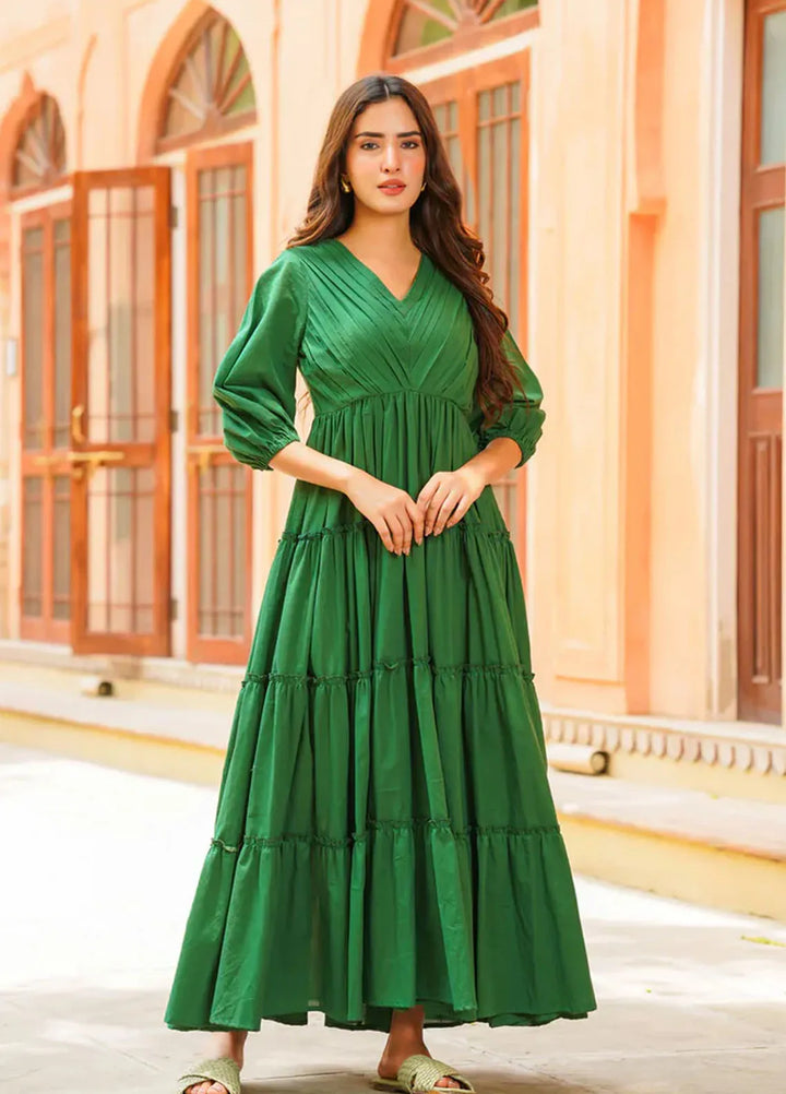 The Girl Store Pret Solid Linen Gown Emerald