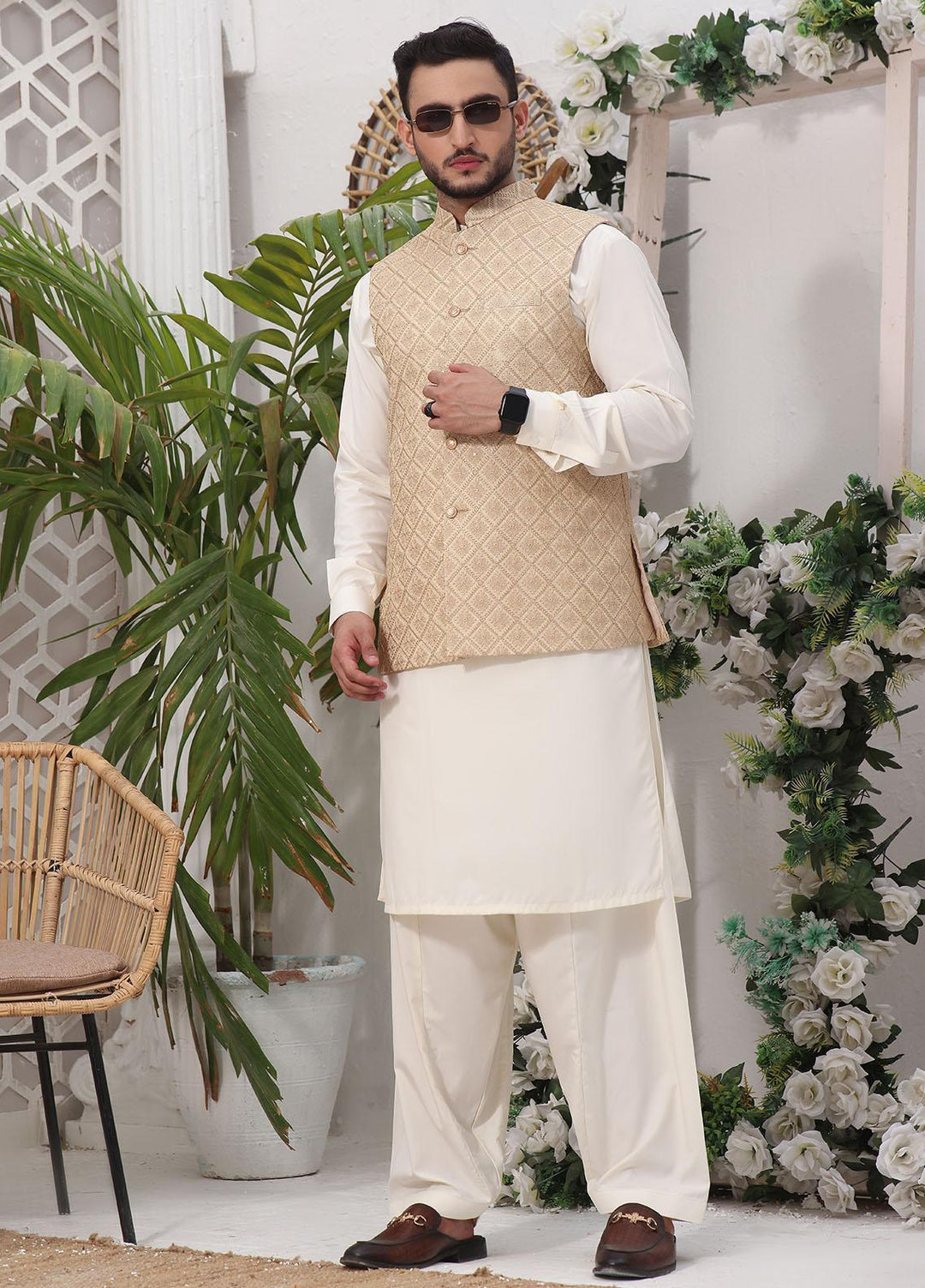 The Great Master (TGM) Missouri Formal Waistcoat for Men -  BISCOTTI BLISS