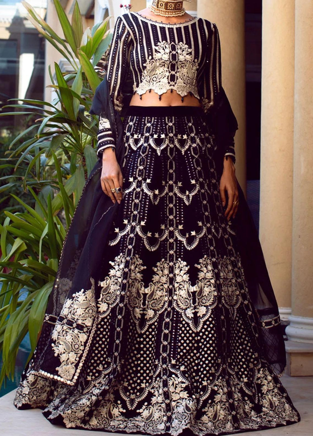 Threads & Motifs Pret Formal Velvet 2 Piece Suit THM21F 6861