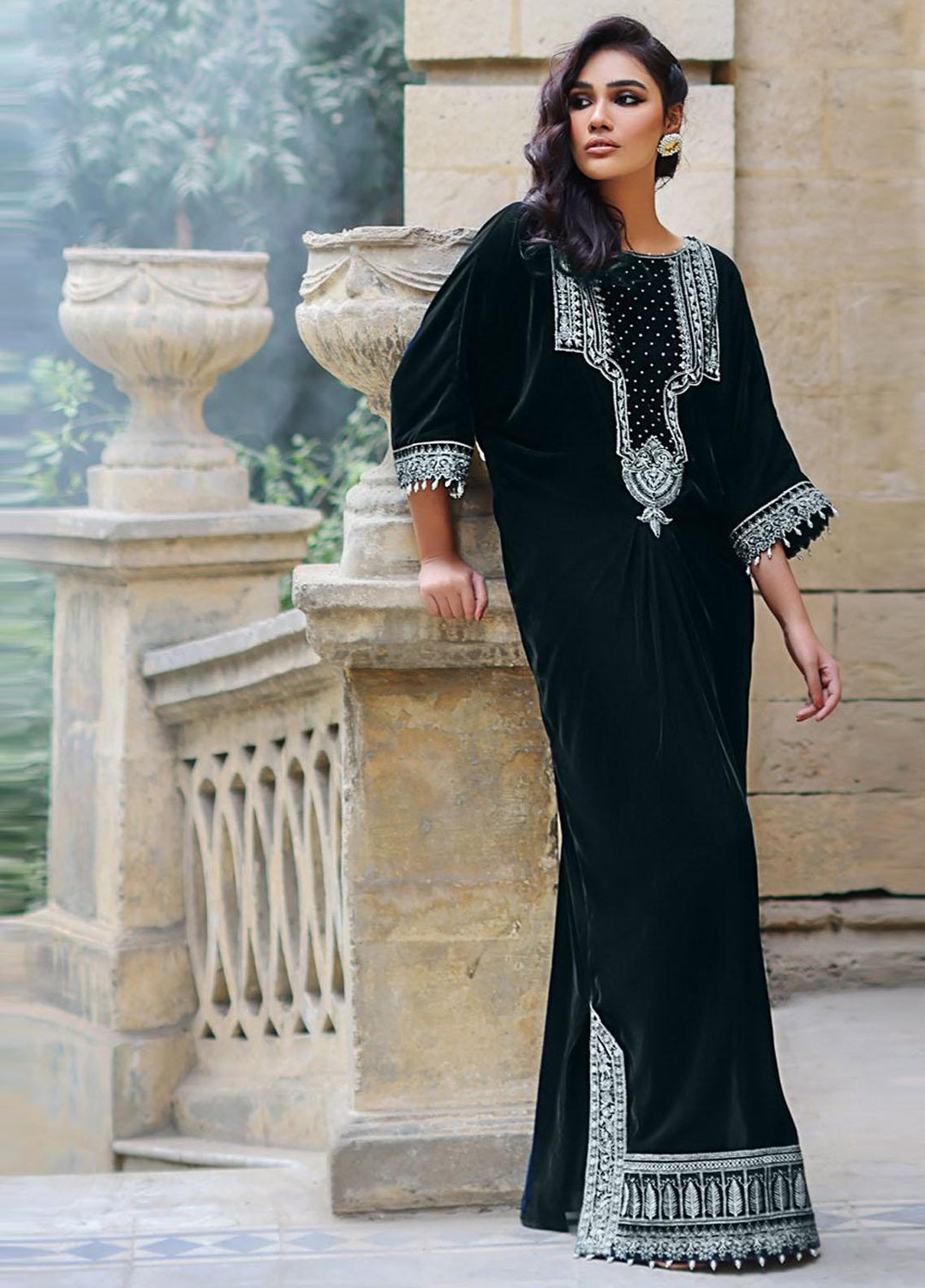 Threads & Motifs Luxury Pret  Velvet Shirt THM21RW 7297