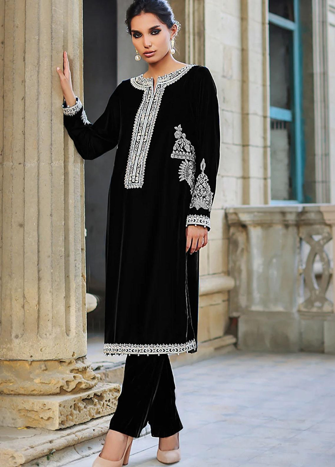 Threads & Motifs Luxury Pret Velvet Shirt THM21RW 7470