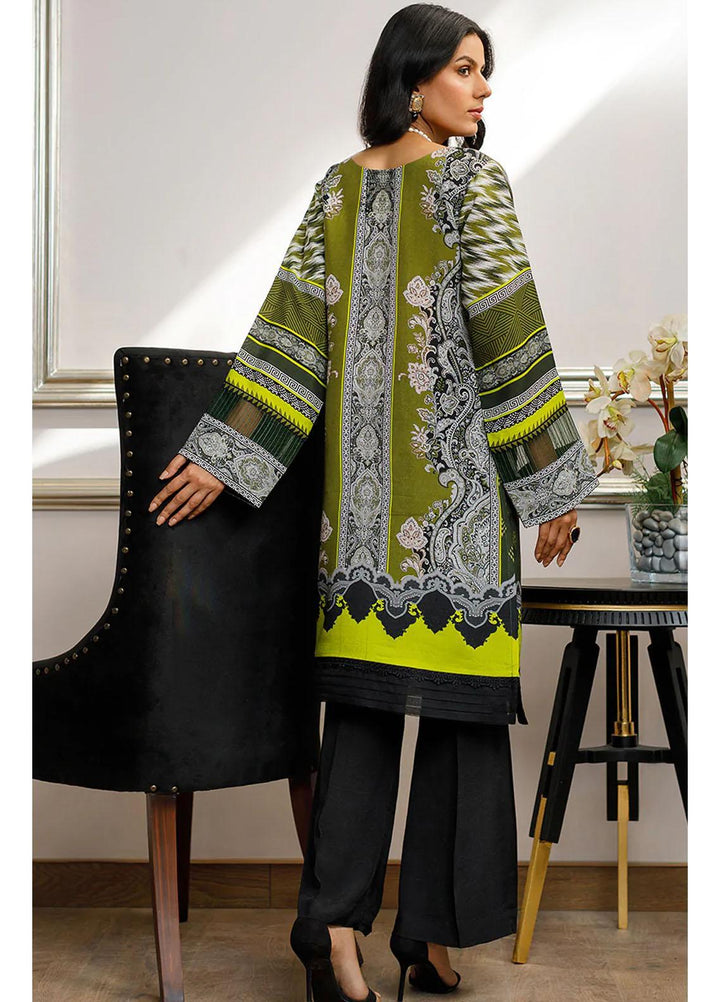 Threads & Motifs Luxury Pret  Silk Shirt THM23RW 8226